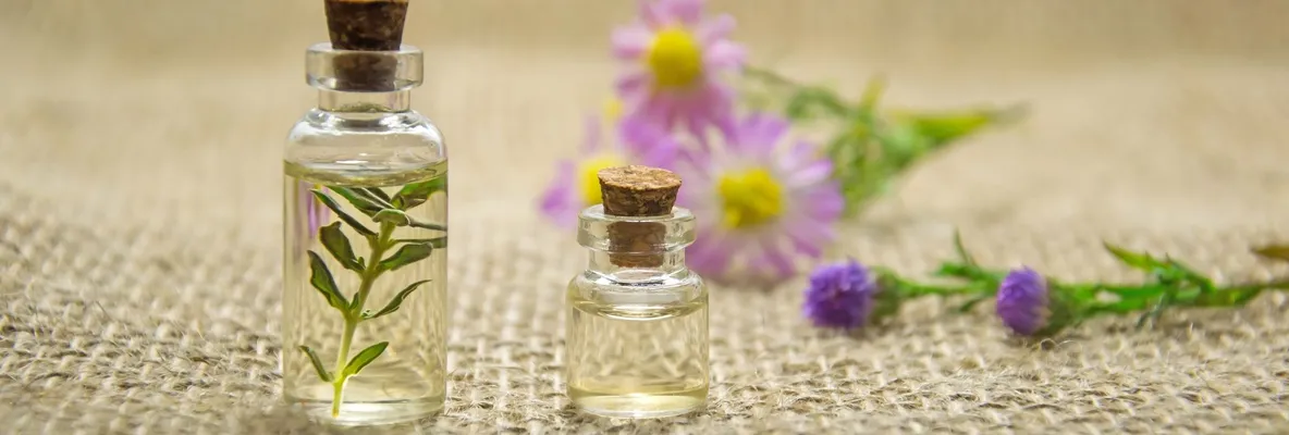 Pomoc éterickými oleji - přírodní kosmetika Nobilis Tilia